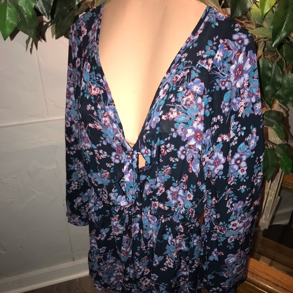 💜💧🌺COOL TONE SPRING/SUMMER FLORAL ROMPER🌺💧💜 - Picture 2 of 5